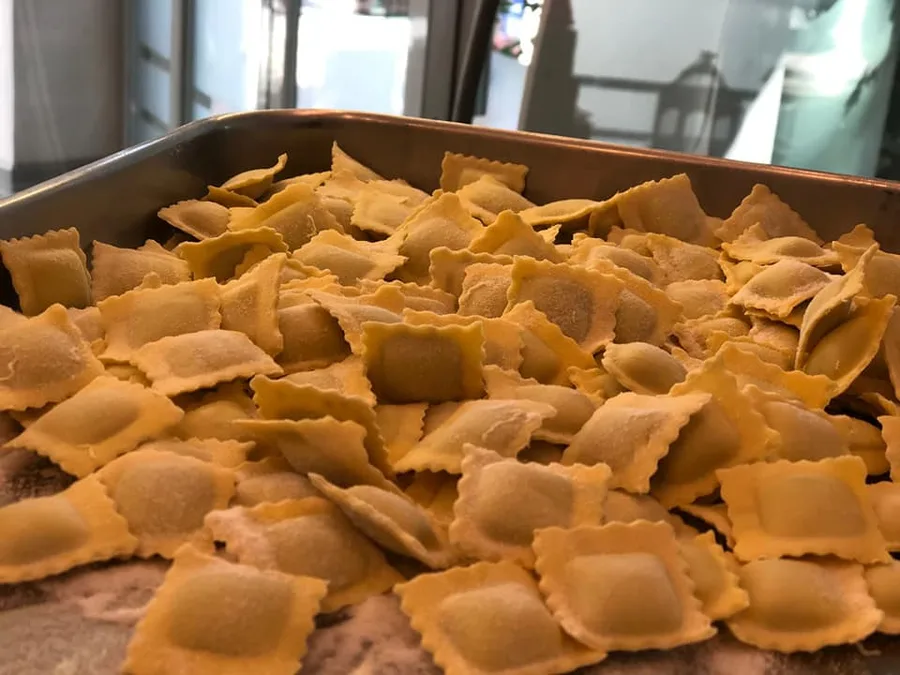 Ravioli freschi preparati artigianalmente